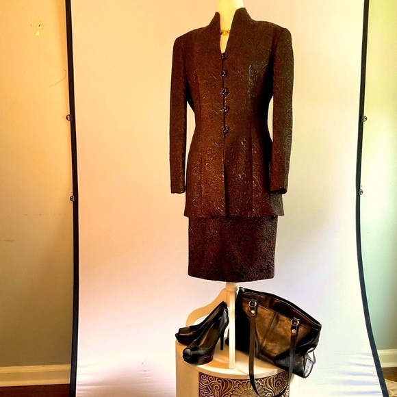 Carmen Marc Valvo Glistening Fabric Formal Evening Suit - Picture 9 of 9